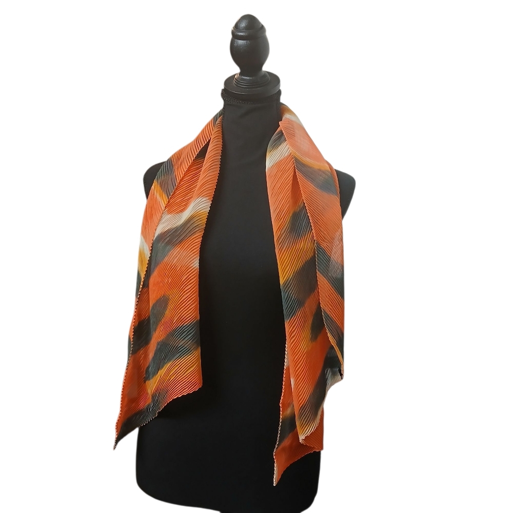 Scarf for Woman multi color wave fashion NWT - Picture 2 of 6